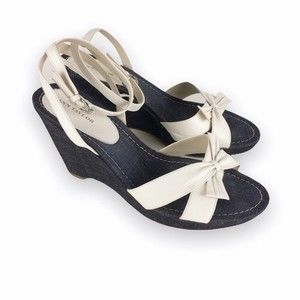 Ann Taylor‎ Womens Size 9.5 Denim & White Leather Bow Wedges Sandals Shoes